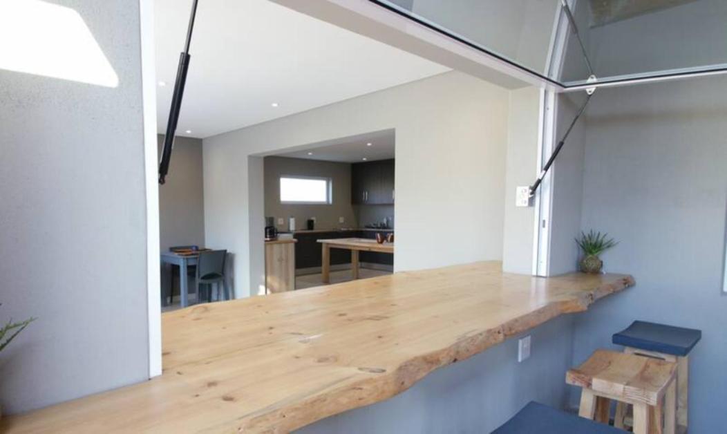 Boardrooms - Work - Surf - Sleep - Bloubergrant * Cape Town