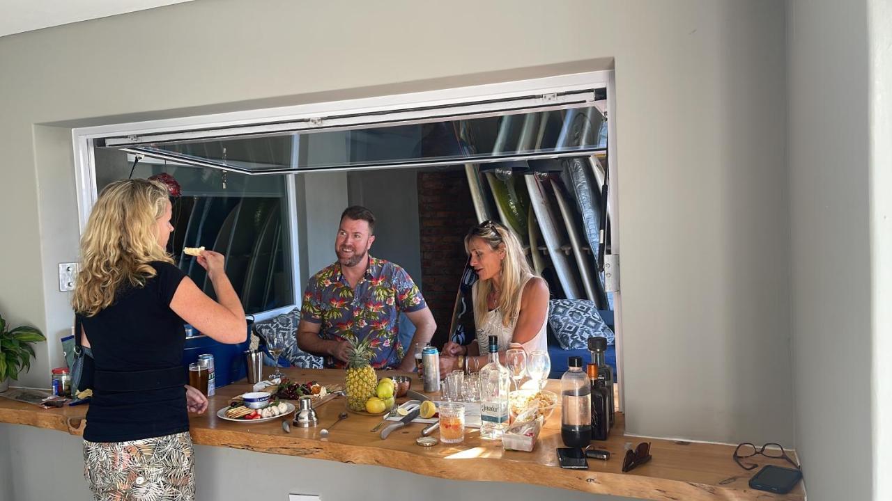 Guest house Boardrooms - Work - Surf - Sleep - Bloubergrant *